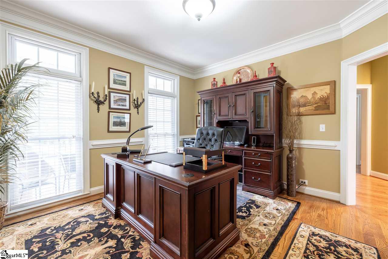 106 Waterloo Circle Greer, SC 29650 - Photo 4 of 35 Gallery Image 4