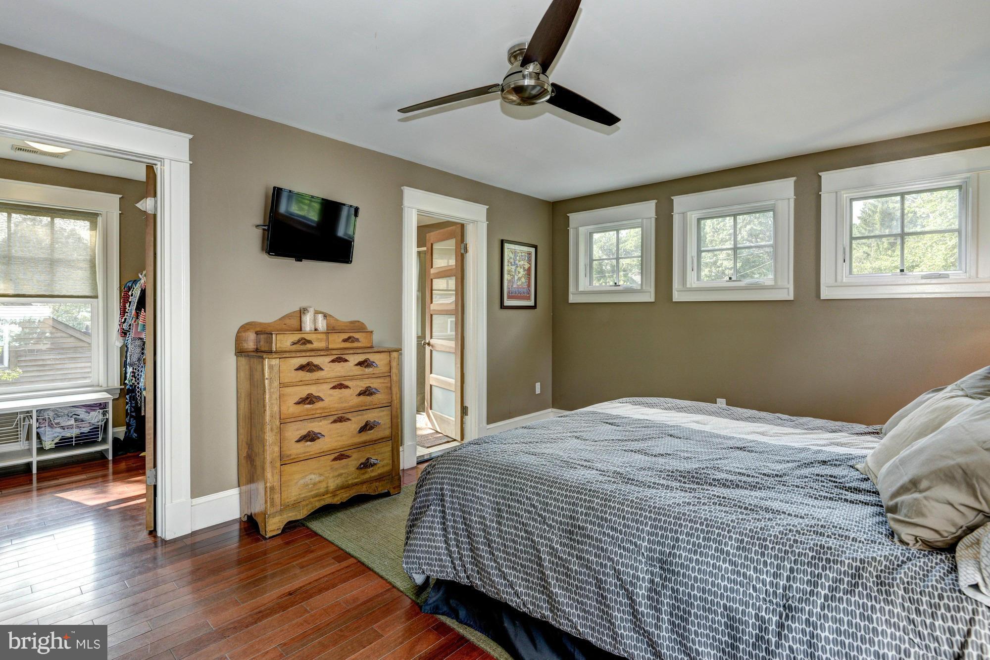 742 Anneslie Road Baltimore, MD 21212 - Photo 14 of 30 Reminiscent of an Annapolis or Nantucket home.