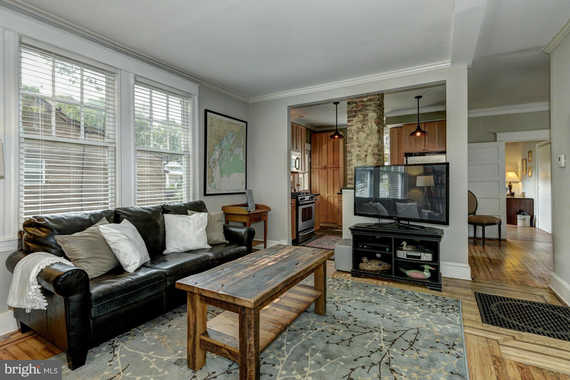 742 Anneslie Road Baltimore, MD 21212 - Photo 4 of 30 Every room updated