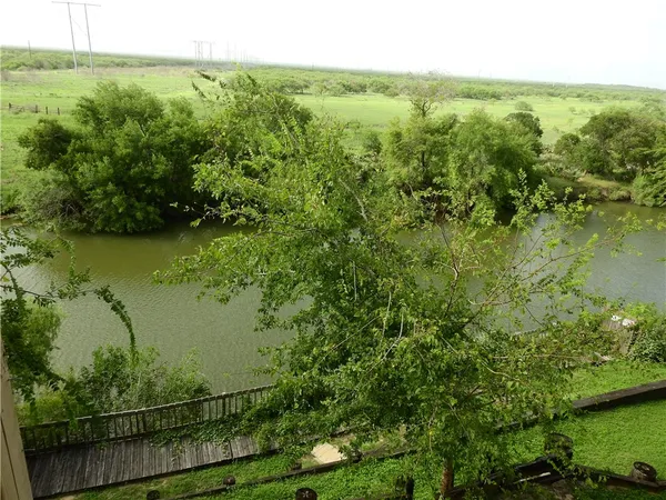 $98,900 | 4401 River Valley Drive, Unit 1003, Corpus Christi, TX 78410