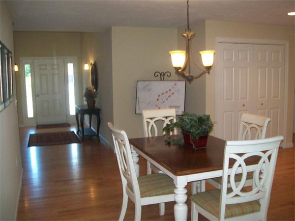 20 Riley Road, Unit 11 Lunenburg, MA 01462 - Photo 3 of 8 a dining room with furniture and window