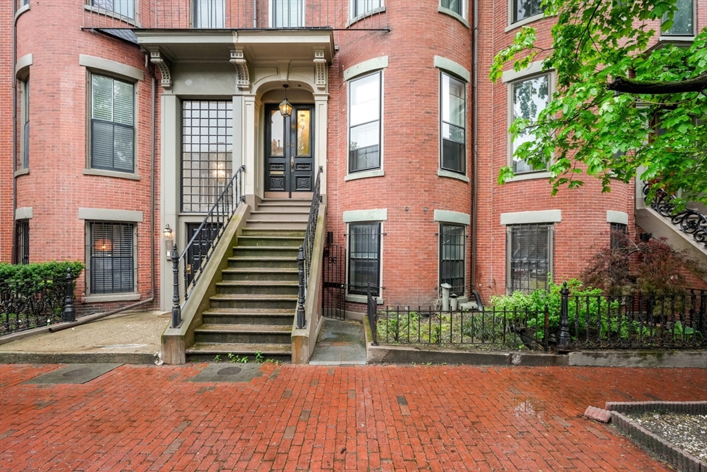 96 Appleton Street, Unit 1 Boston, MA 02116 - Photo 12 of 13 Gallery Image 12