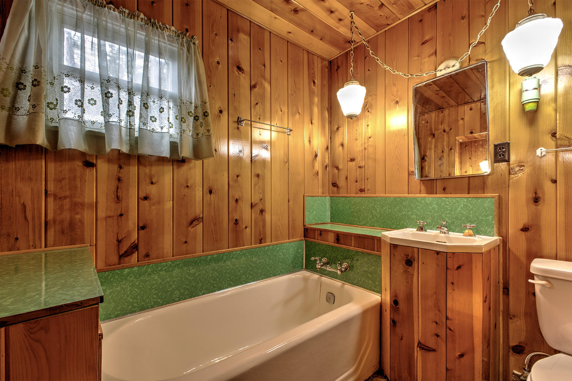 53250 Middleridge Drive Idyllwild, CA 92549 - Photo 24 of 30 a bathroom with a sink and a mirror