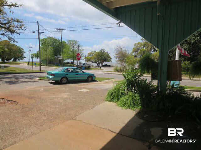 369 Mobile Street Fairhope, AL 36532 - Photo 9 of 11