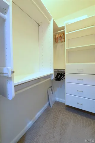 $2,600 | 404 South Hanley Road, Unit 2S, Clayton, MO 63105