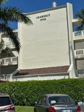$139,900 | 6768 10th Avenue North, Unit 210, Lake Worth, FL 33467