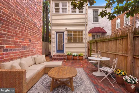 $1,495,000 | 116 South Pitt Street, Alexandria, VA 22314