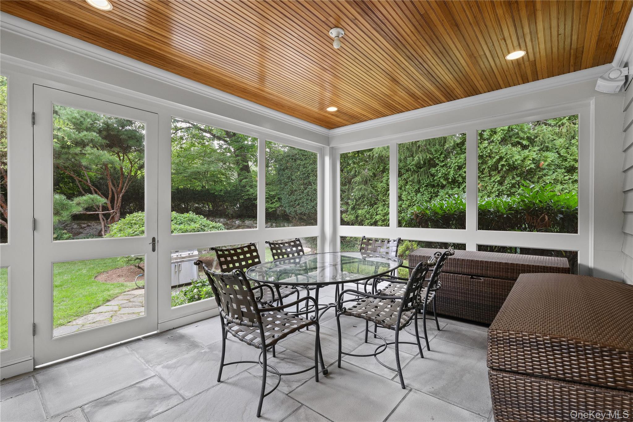 26 Archer Road Harrison, NY 10528 - Photo 12 of 50 Gallery Image 12