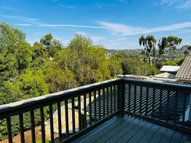 a view of outdoor space with city view