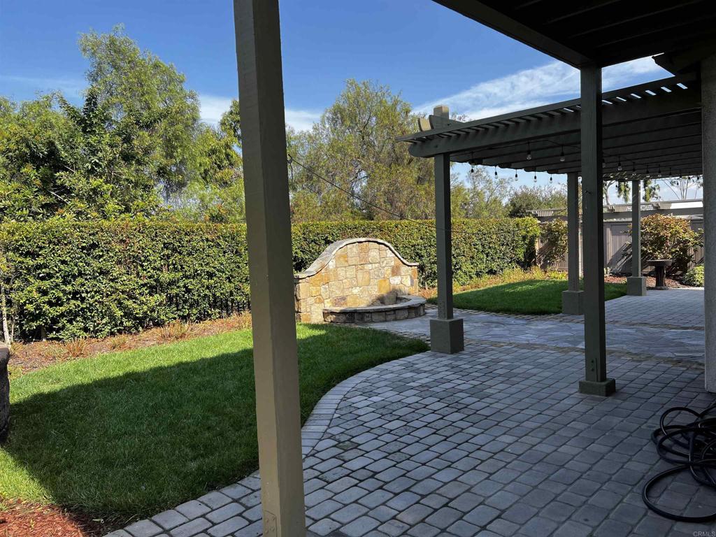 2834 Rancho Pancho Carlsbad, CA 92009 - Photo 7 of 73