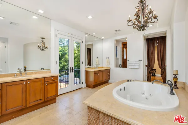 $5,999,999 | 4030 Prado De La Mariposa, Calabasas, CA 91302