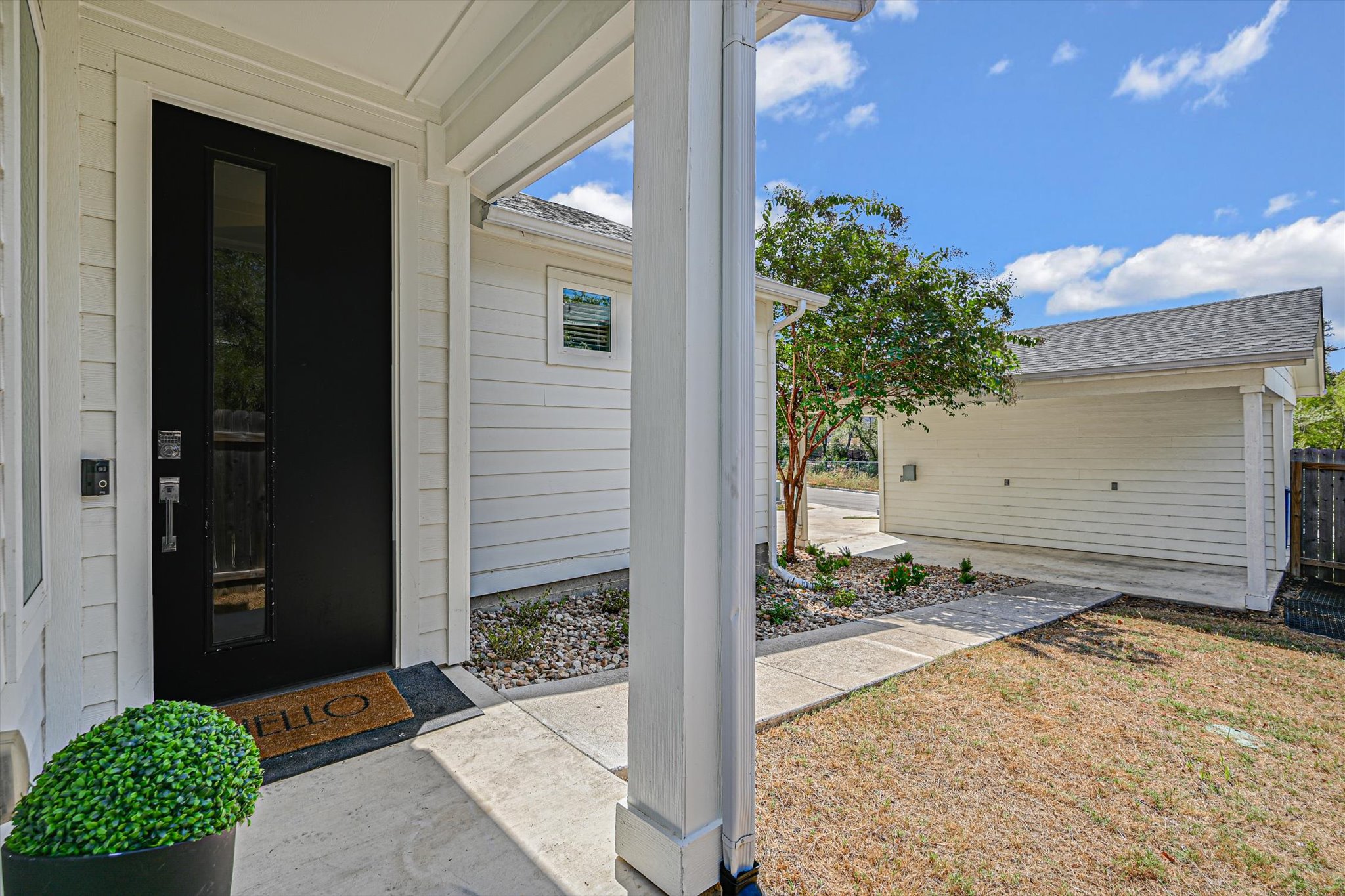 1904 Bunche Road, Unit A Austin, TX 78721 - Photo 2 of 20 Gallery Image 2