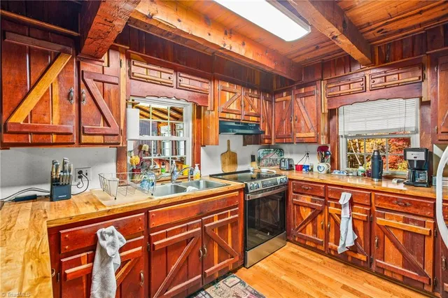 $456,900 | 9011 Mibeck Road, Belews Creek, NC 27009