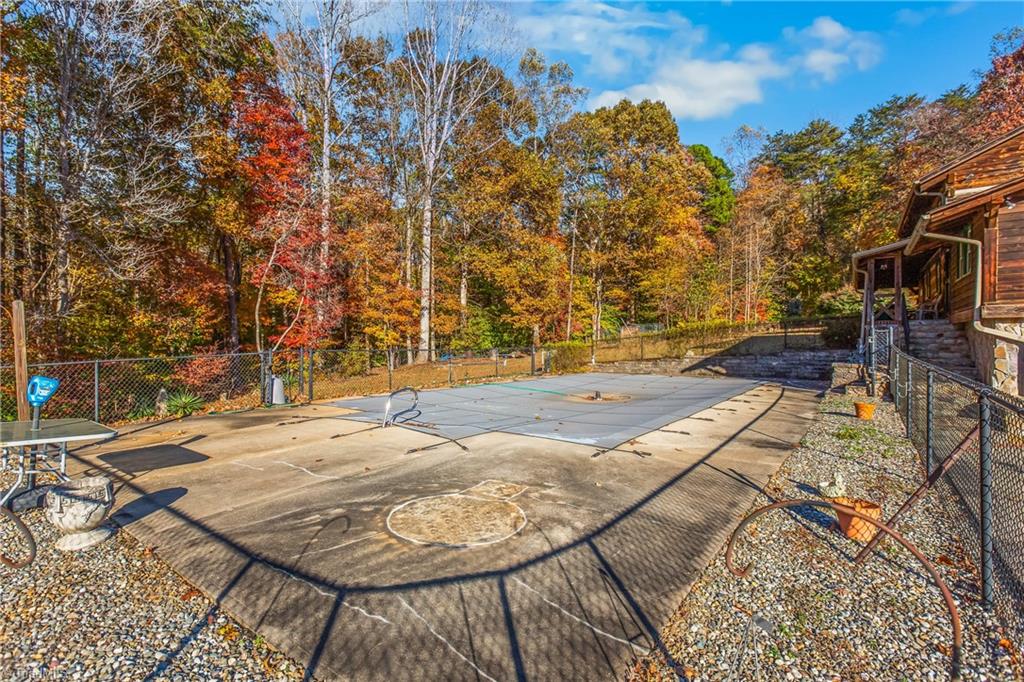 9011 Mibeck Road Belews Creek, NC 27009 - Photo 35 of 39