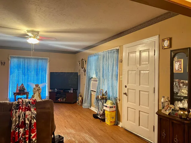 $65,000 | 716 West Cleveland Street, Memphis, TX 79245