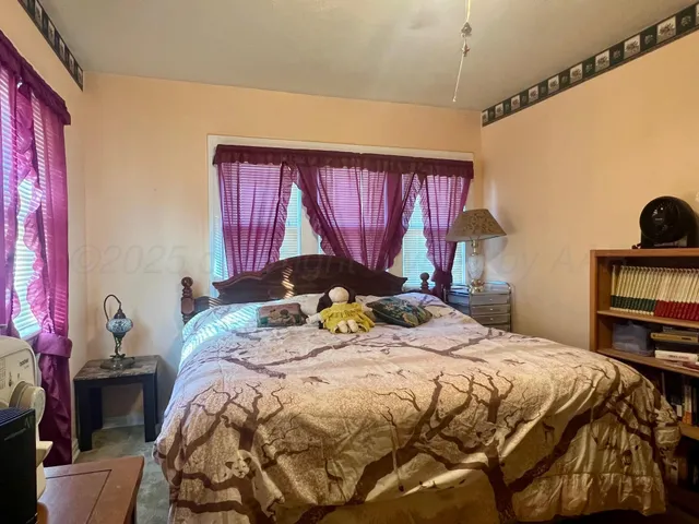 $65,000 | 716 West Cleveland Street, Memphis, TX 79245