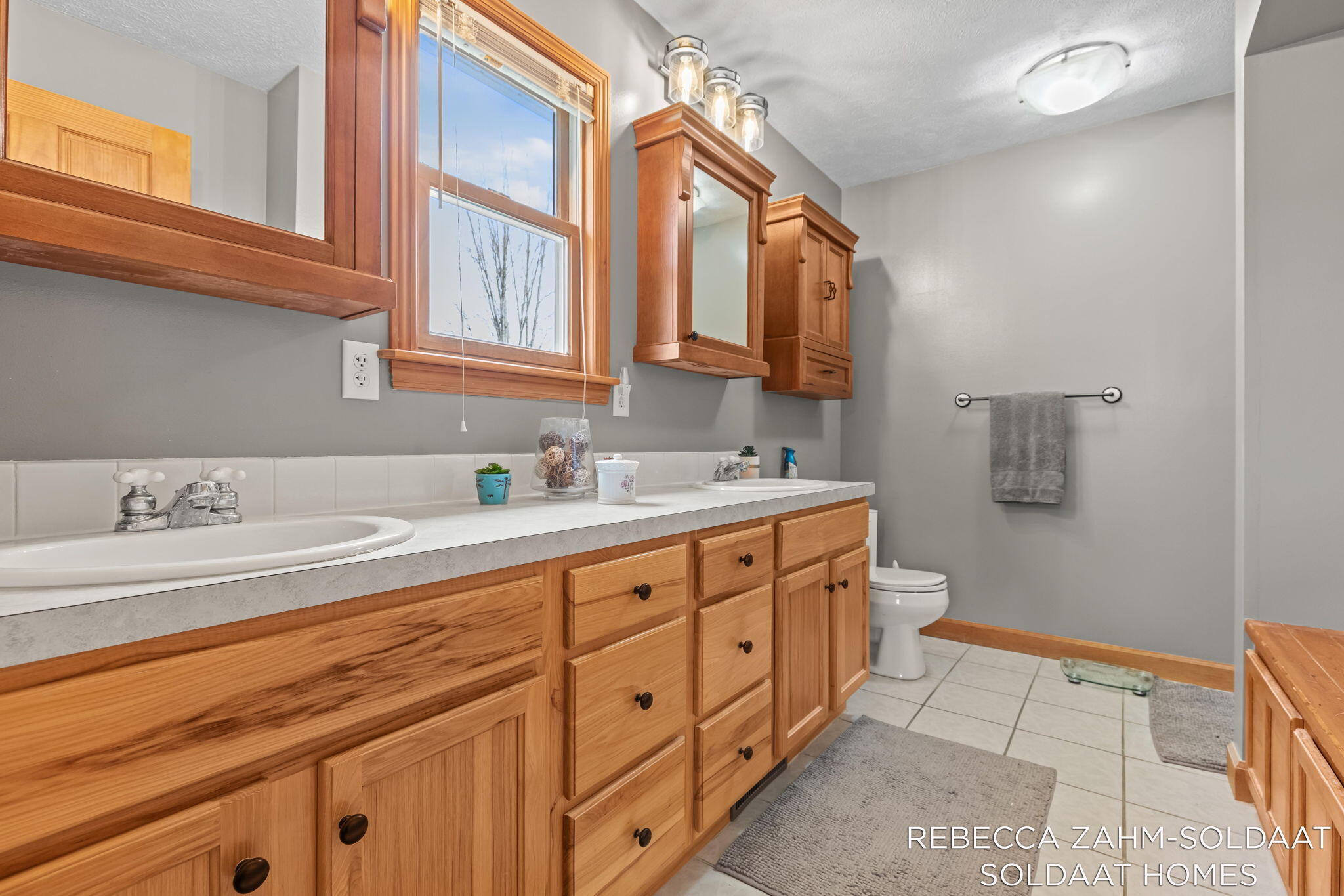 11496 4 Mile Road Belding, MI 48809 - Photo 23 of 77 23-web-or-mls-066