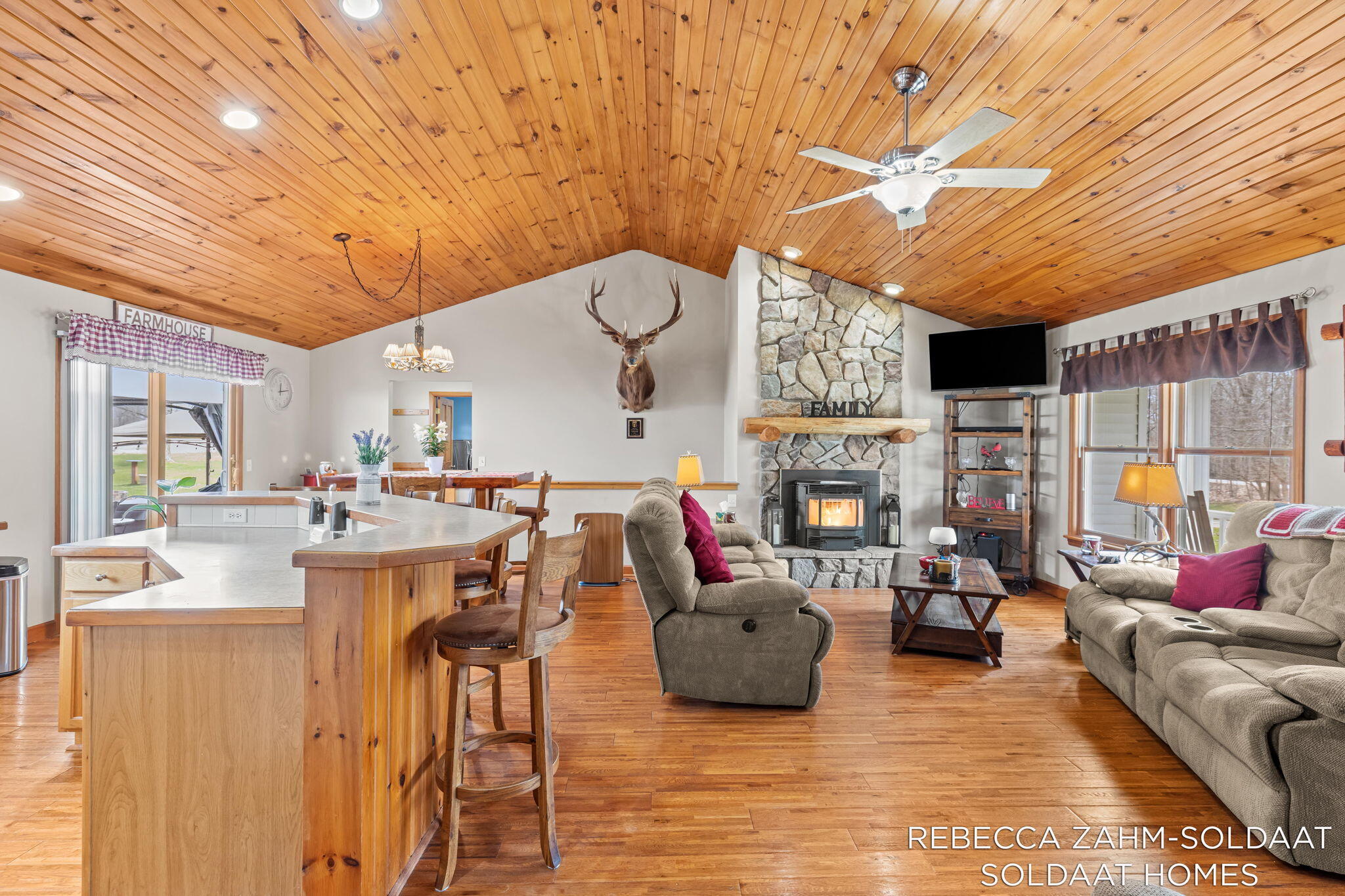 11496 4 Mile Road Belding, MI 48809 - Photo 7 of 77 8-web-or-mls-018