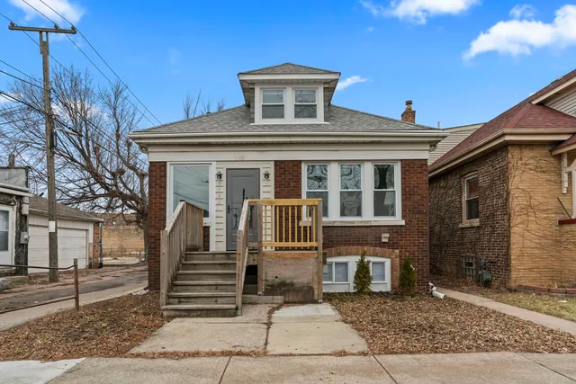 $459,900 | 5542 West 64th Street, Chicago, IL 60638