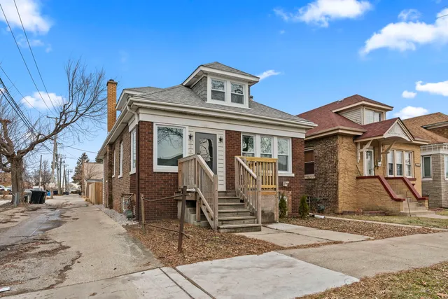 $459,900 | 5542 West 64th Street, Chicago, IL 60638