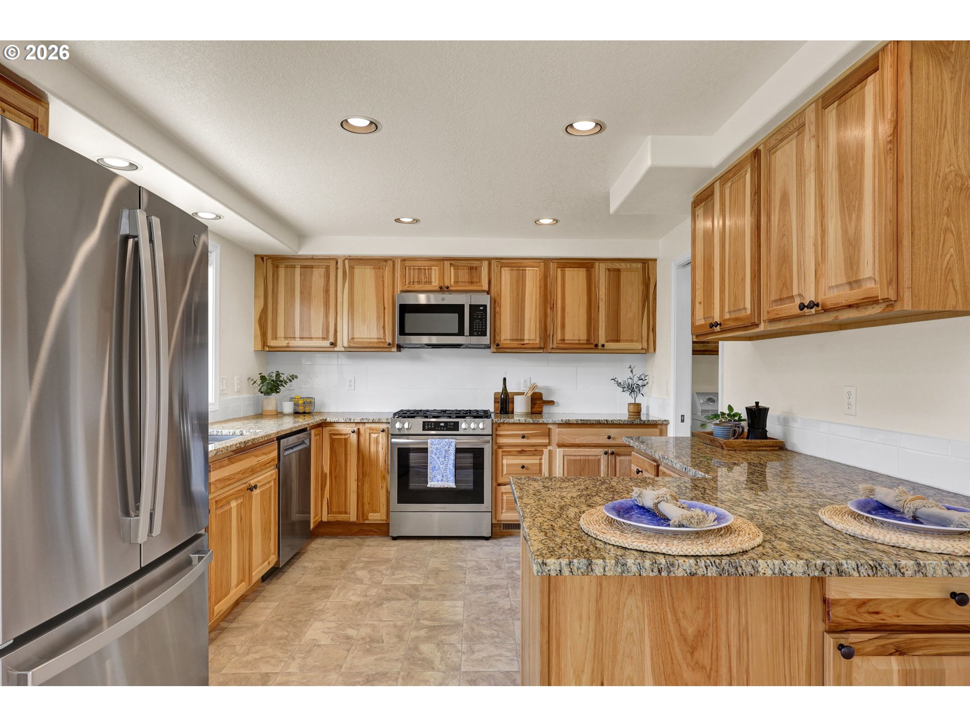 2954 Brett Loop Eugene, OR 97404 - Photo 11 of 46