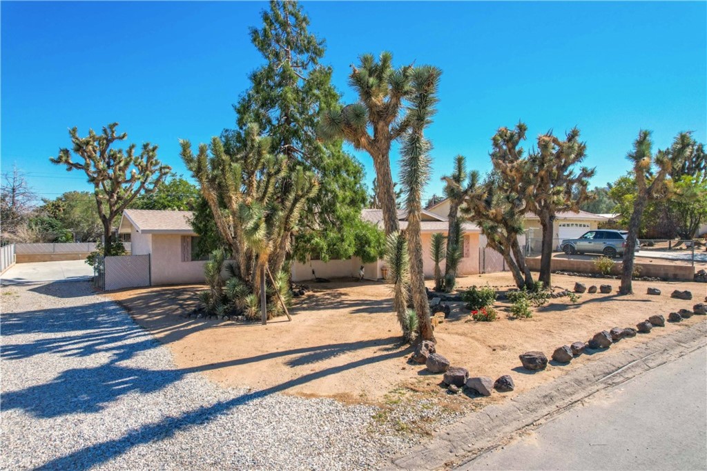 7575 Inca Trail Yucca Valley, CA 92284 - Photo 1 of 1 Gallery Image 1