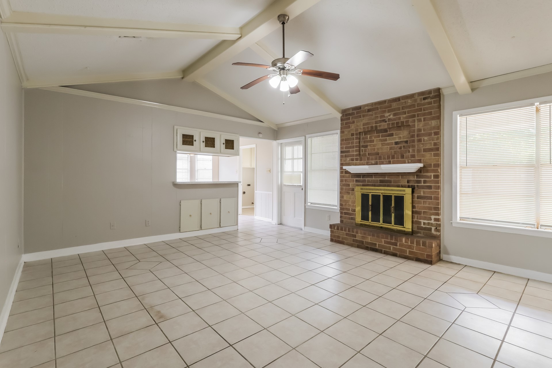 222 Magic Oaks Drive Spring, TX 77388 - Photo 3 of 15
