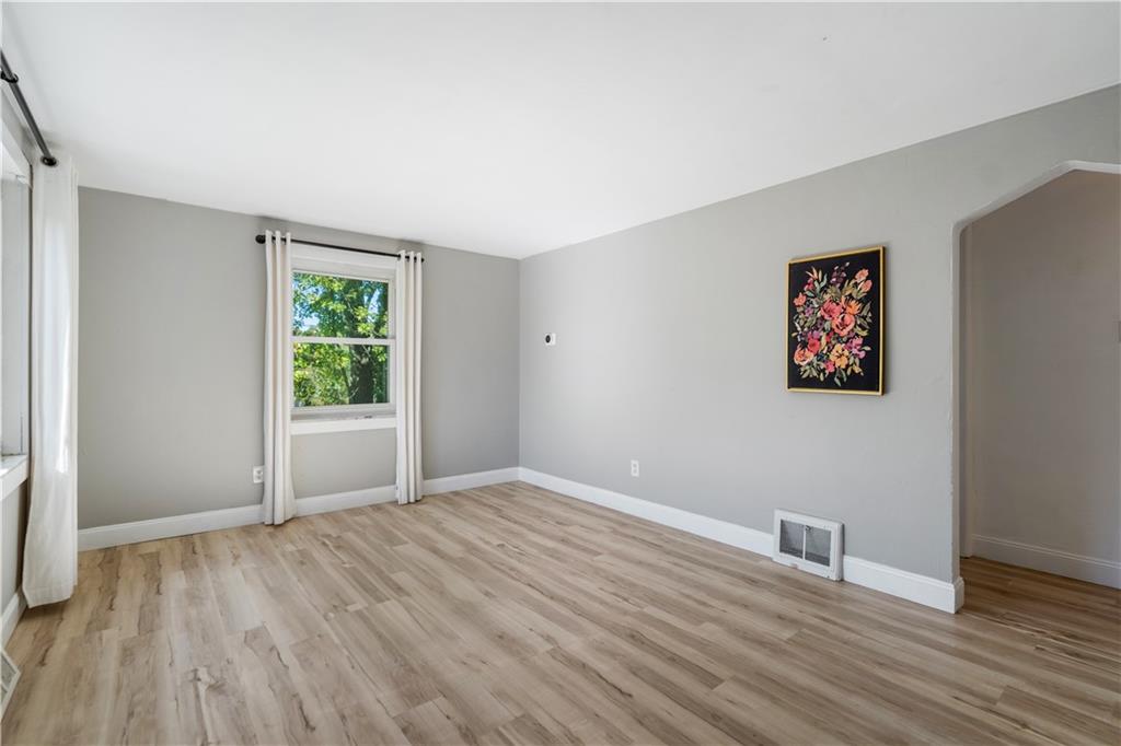 151 Manor Road Wexford, PA 15090 - Photo 2 of 31 Gallery Image 2