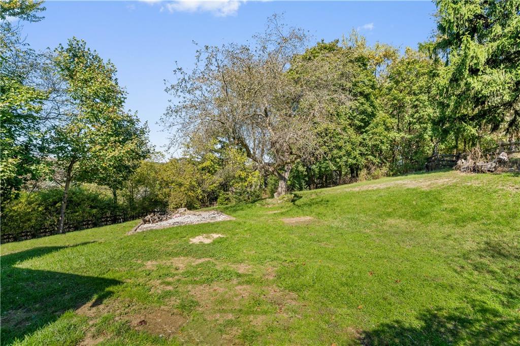 151 Manor Road Wexford, PA 15090 - Photo 25 of 31 Gallery Image 25