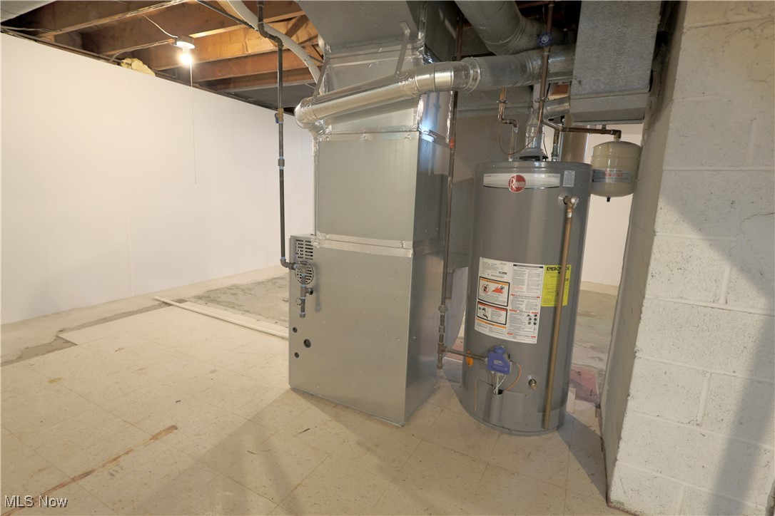 1332 South Green Road South Euclid, OH 44121 - Photo 17 of 23 Utilities featuring gas water heater and heating unit