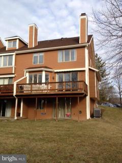 5245 Columbia Road, Unit 372 Columbia, MD 21044 - Photo 2 of 27 Exterior (Rear)