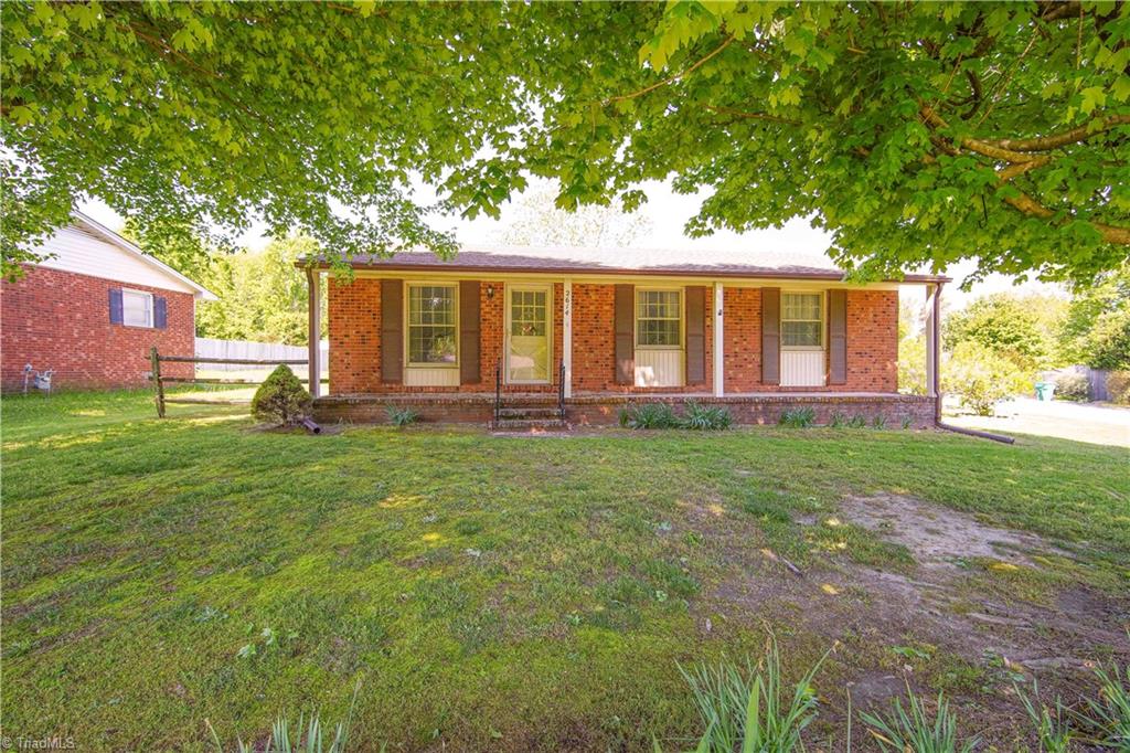 2614 Ingram Road High Point, NC 27263 - Photo 1 of 30 Gallery Image 1