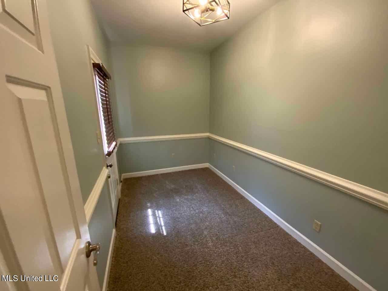 1003 Moore Road Holly Springs, MS 38635 - Photo 13 of 16 Office