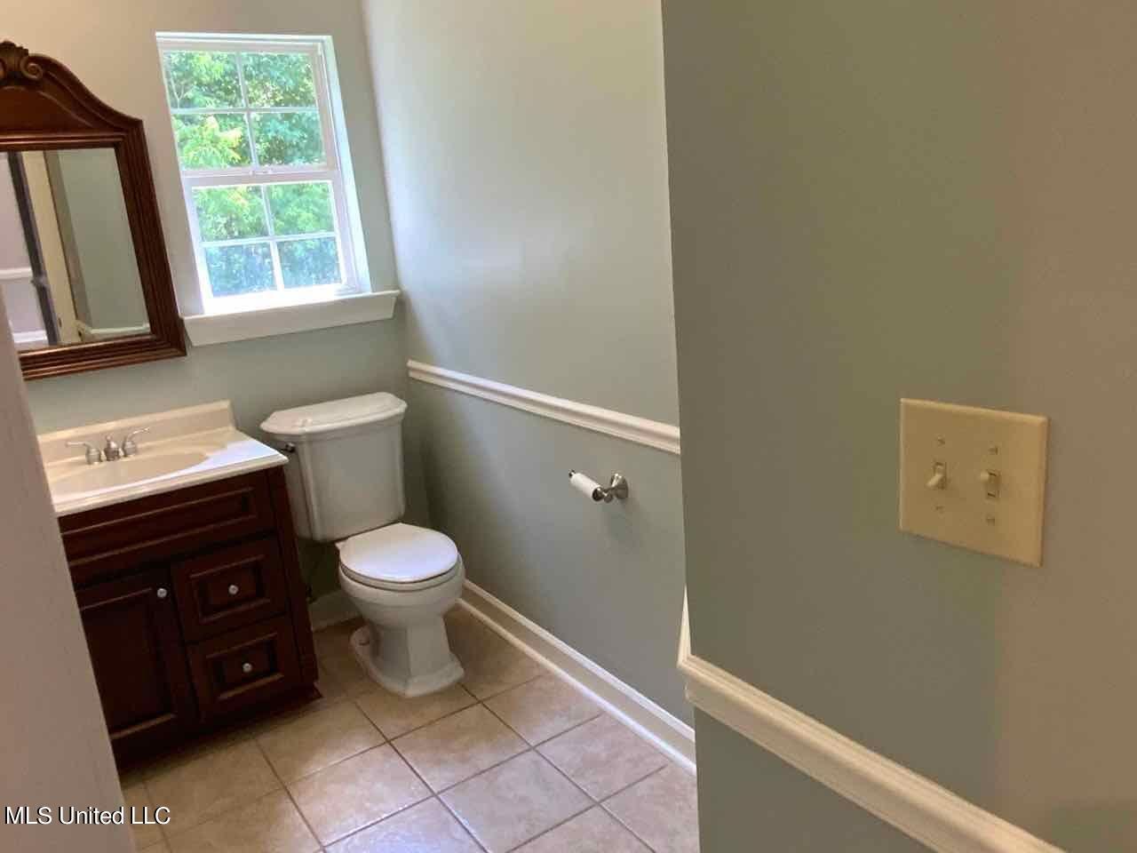 1003 Moore Road Holly Springs, MS 38635 - Photo 14 of 16 Half bath