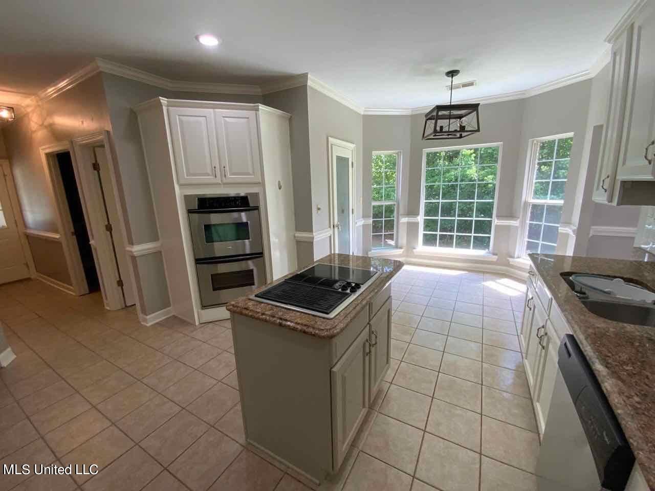 1003 Moore Road Holly Springs, MS 38635 - Photo 6 of 16 Kitchen