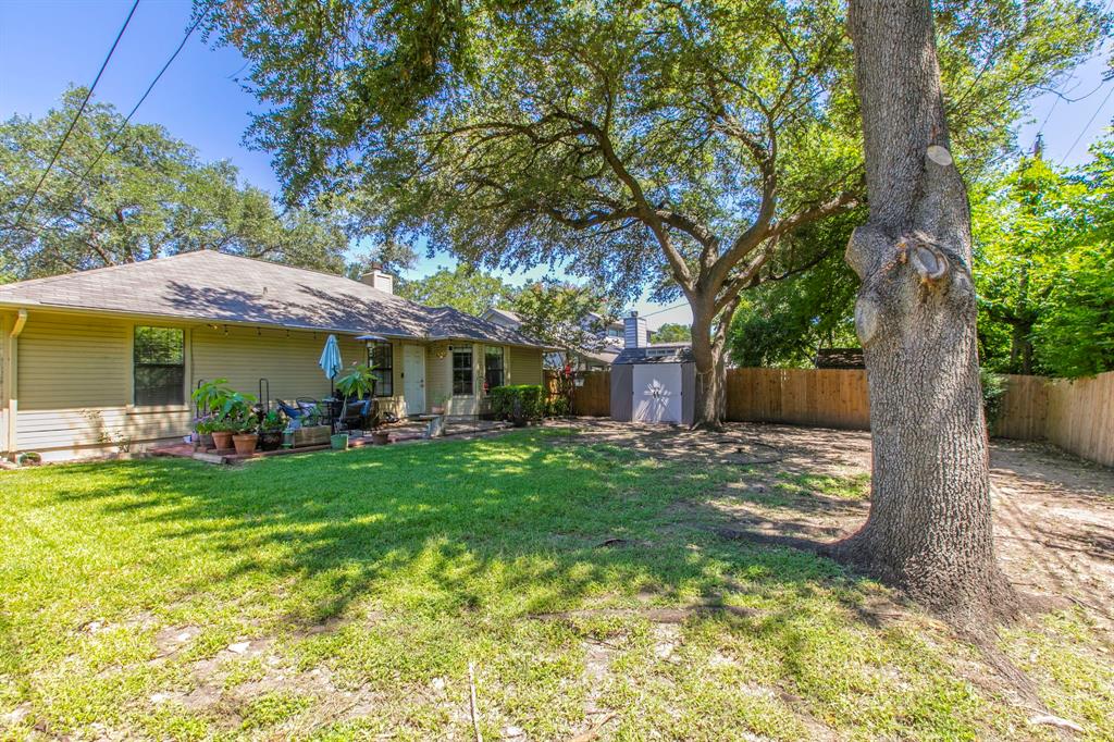 1815 Riata Drive Woodway, TX 76712 - Photo 23 of 25 a view of a house with a yard and sitting area