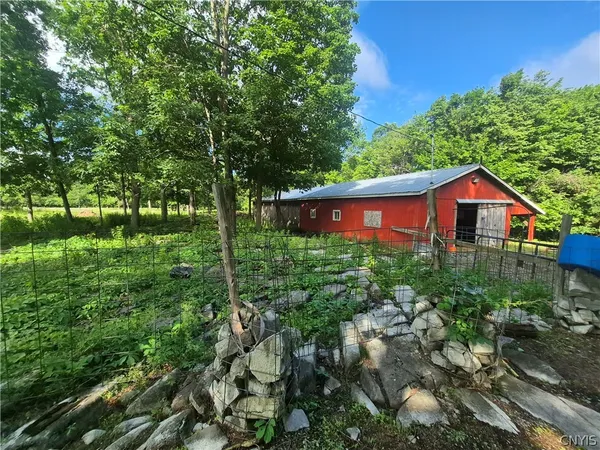 $185,000 | 31741 County Route 179, Chaumont, NY 13622