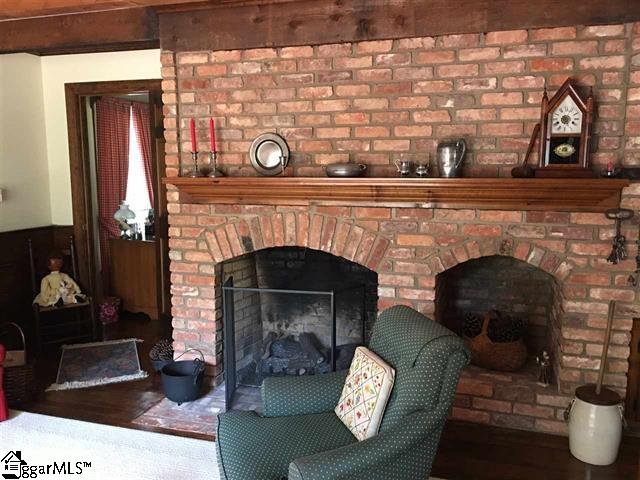 113 North Warwick Road Greenville, SC 29617 - Photo 2 of 19 Gallery Image 2