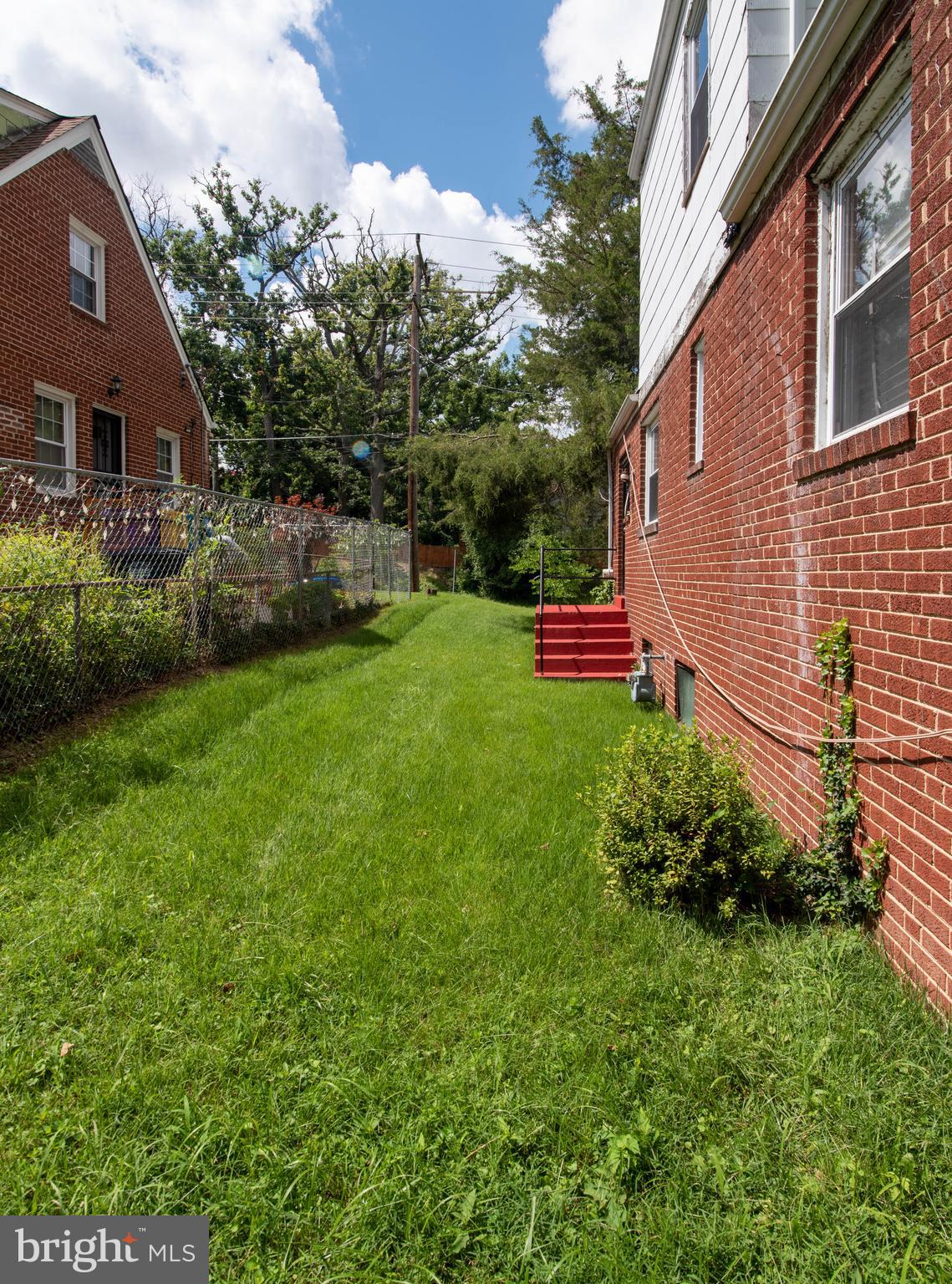1211 Burketon Road Hyattsville, MD 20783 - Photo 29 of 35 Yard
