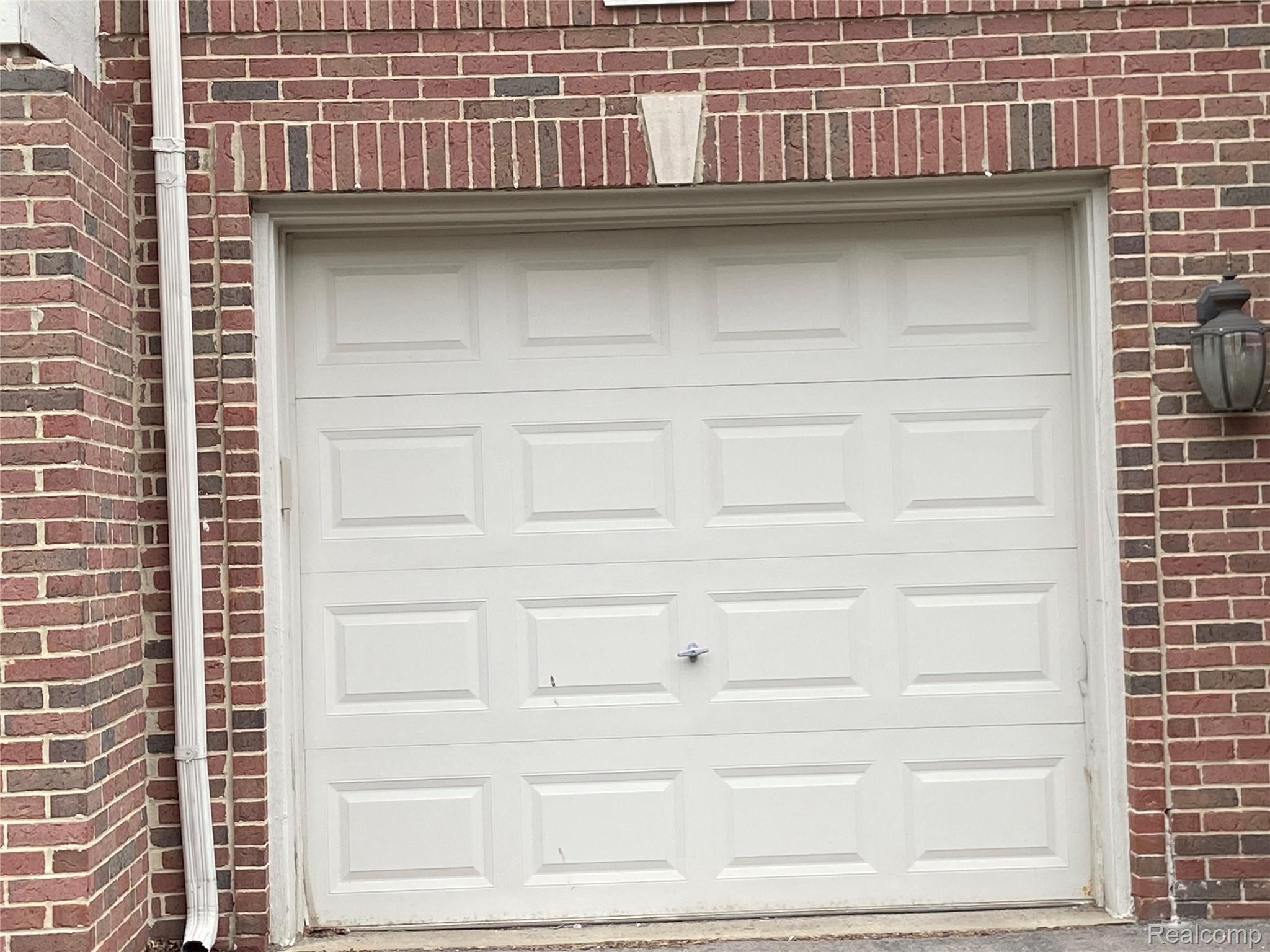 20189 Rodeo Court Southfield, MI 48075 - Photo 22 of 26 A26211AD-DF49-4762-856A-6A7B129E7EBE.jpeg