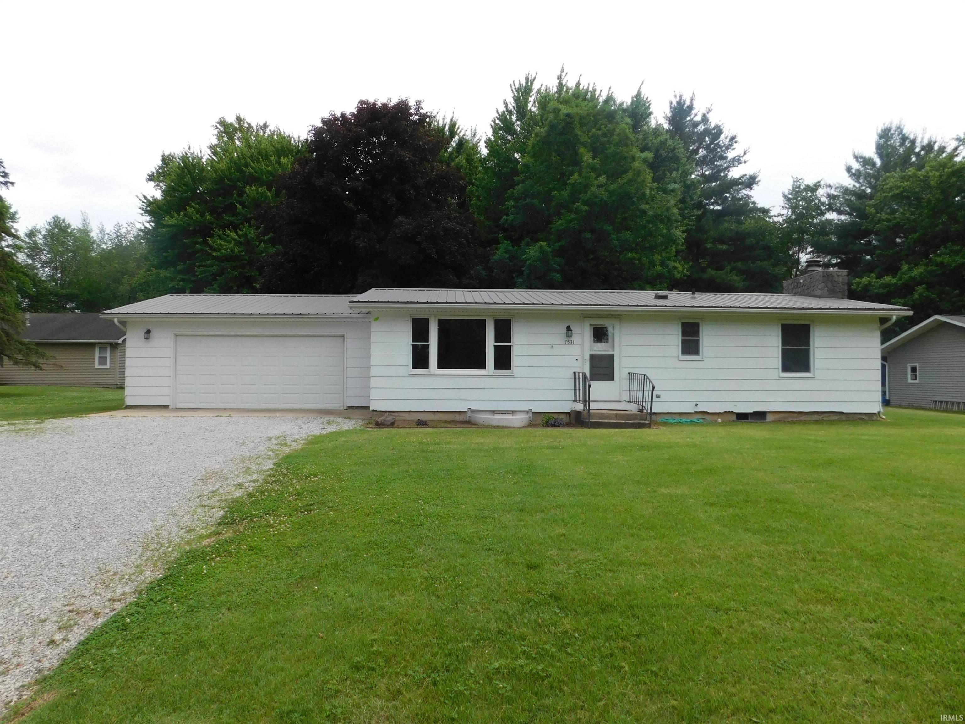 7531 West Crystal Lake Road Warsaw, IN 46580 - Photo 1 of 28