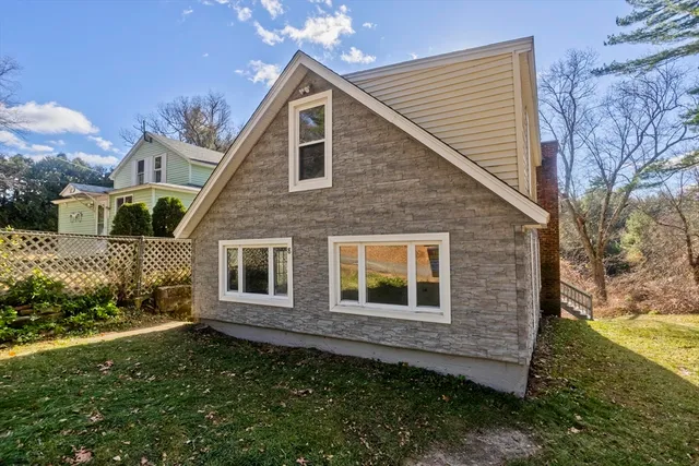 $339,987 | 8 Summit Drive, Palmer, MA 01069