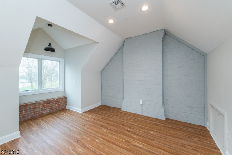 124 Main Street Newton, NJ 07860 - Photo 11 of 13