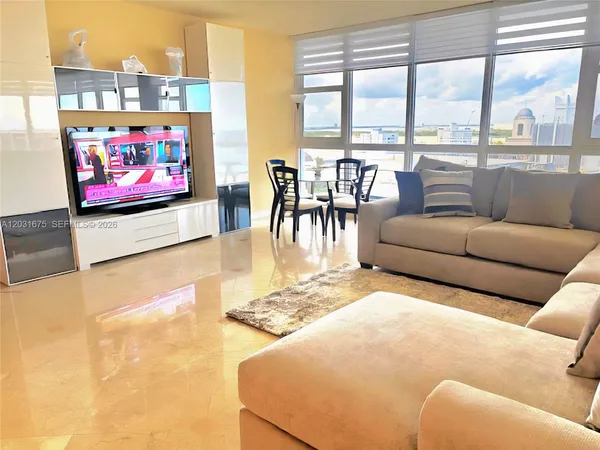 $10,000 | 100 Lincoln Road, Unit PH4, Miami Beach, FL 33139