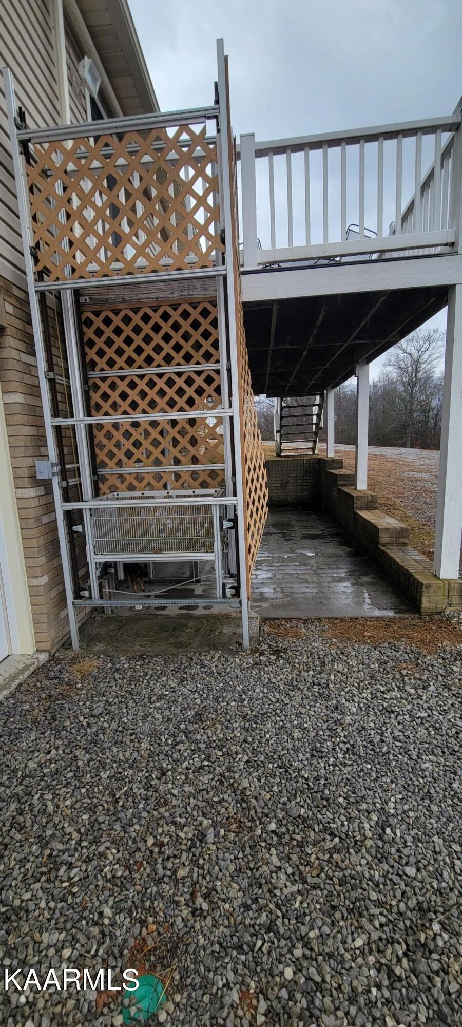 104 Amaryllis Road Newport, TN 37821 - Photo 8 of 37 a view of roof deck