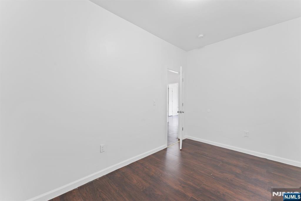 595 15th Avenue Newark, NJ 07103 - Photo 16 of 32