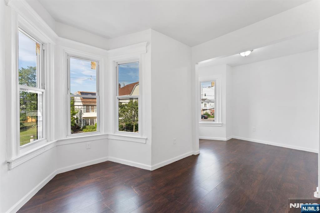 595 15th Avenue Newark, NJ 07103 - Photo 2 of 32