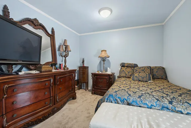 $210,000 | 7333 Grand Avenue, Unit 204, Downers Grove, IL 60516