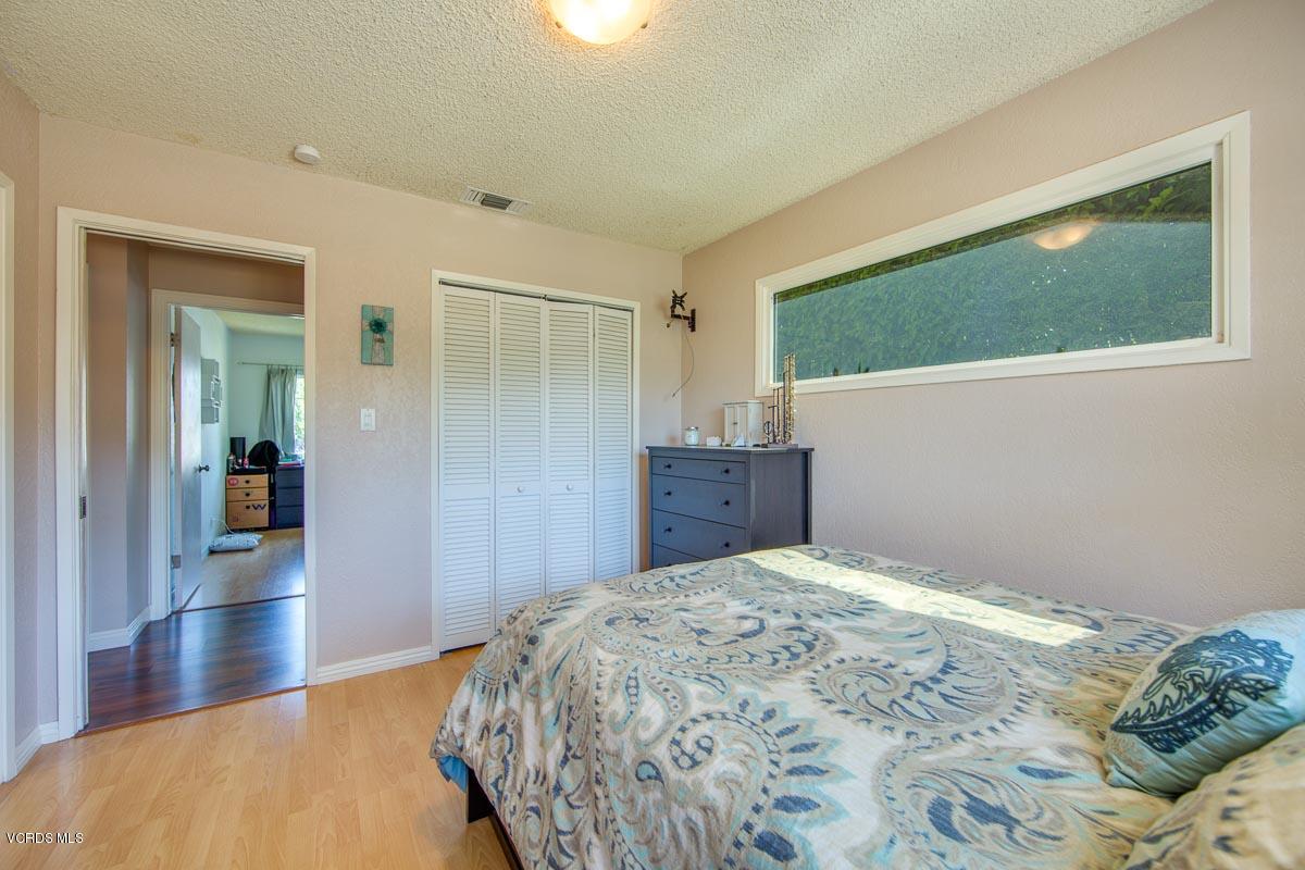 4142 Helene Street Simi Valley, CA 93063 - Photo 14 of 33 4142Helene-19