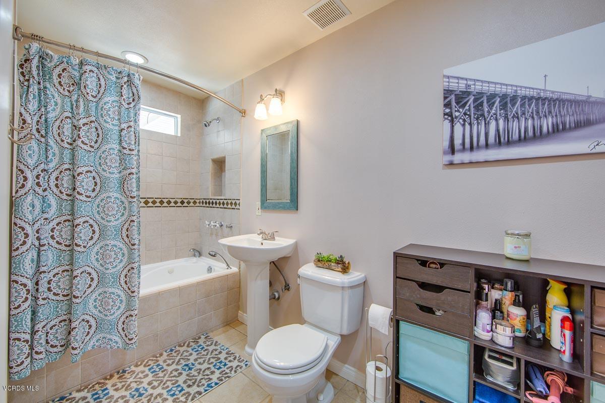 4142 Helene Street Simi Valley, CA 93063 - Photo 15 of 33 4142Helene-20